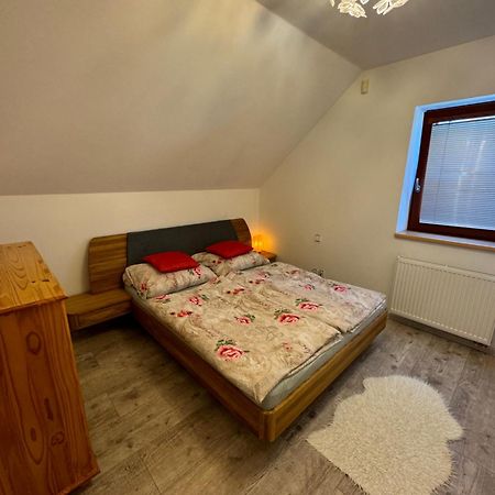 Apartman U Ceskeho Raje Knezmost Luaran gambar
