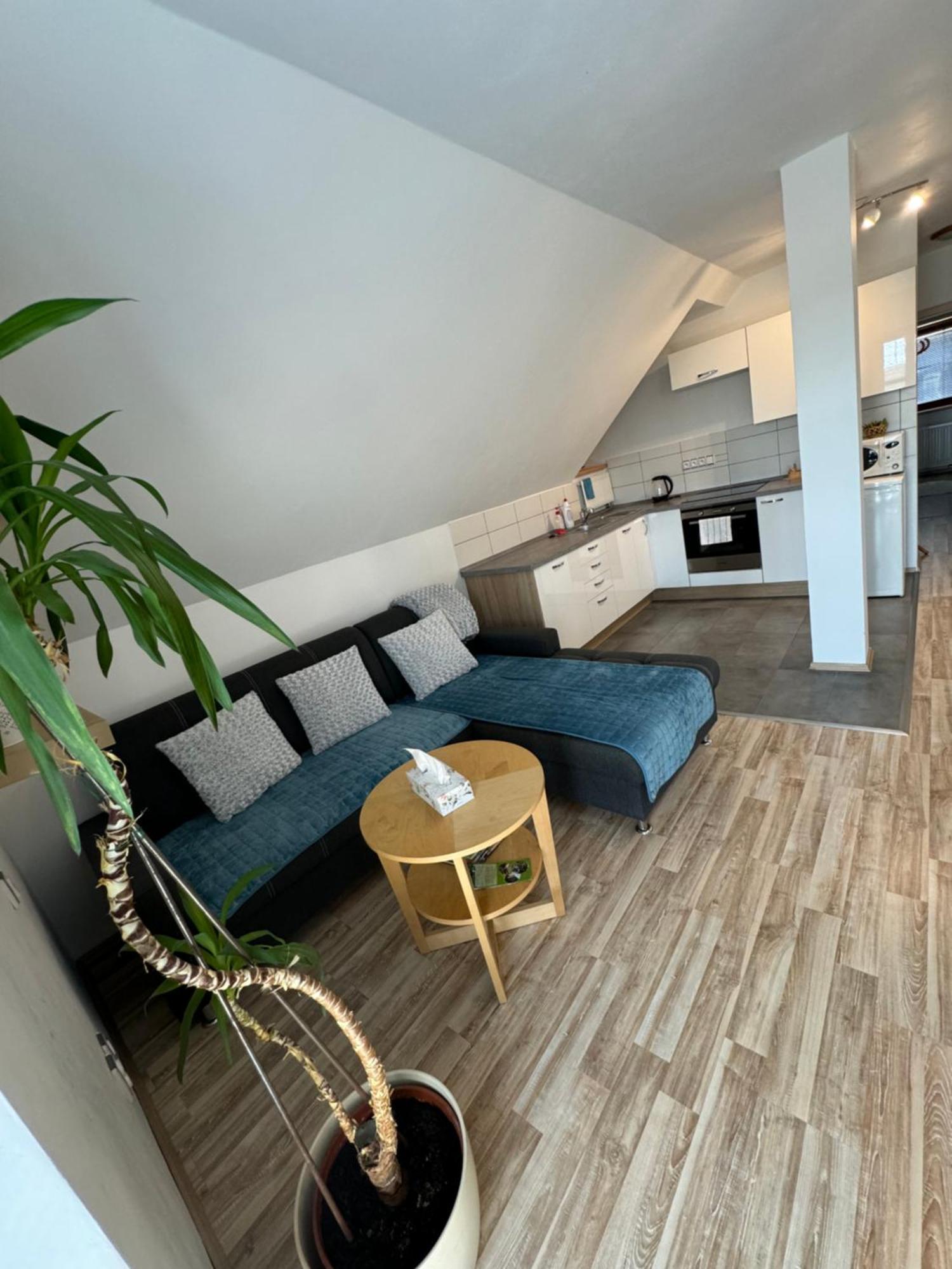 Apartman U Ceskeho Raje Knezmost Luaran gambar