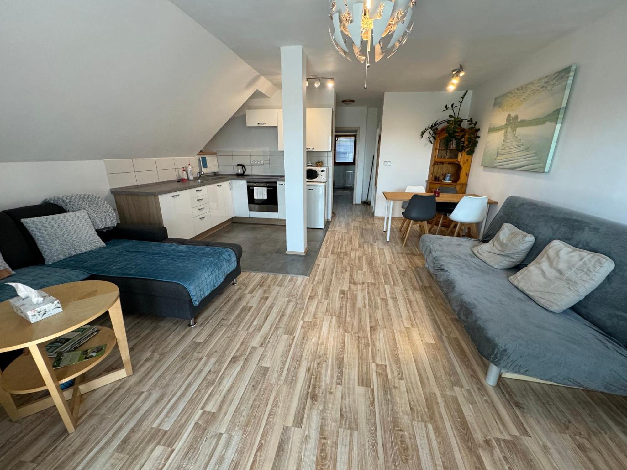 Apartman U Ceskeho Raje Knezmost Luaran gambar